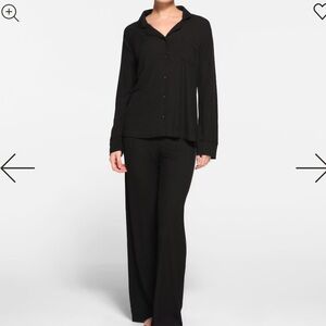 SKIMS SOFT LOUNGE SLEEP SET